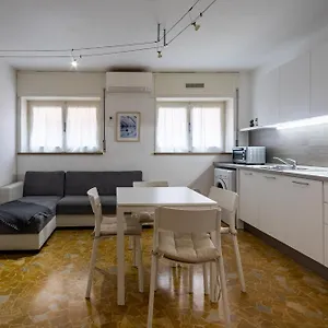 White House In , Vicenza Italy